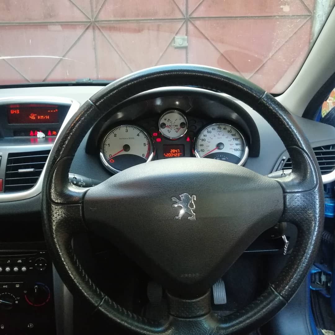 Peugeot 207 1.6 HDI versão Sport *LER DESCRIÇÃO*PEÇAS*