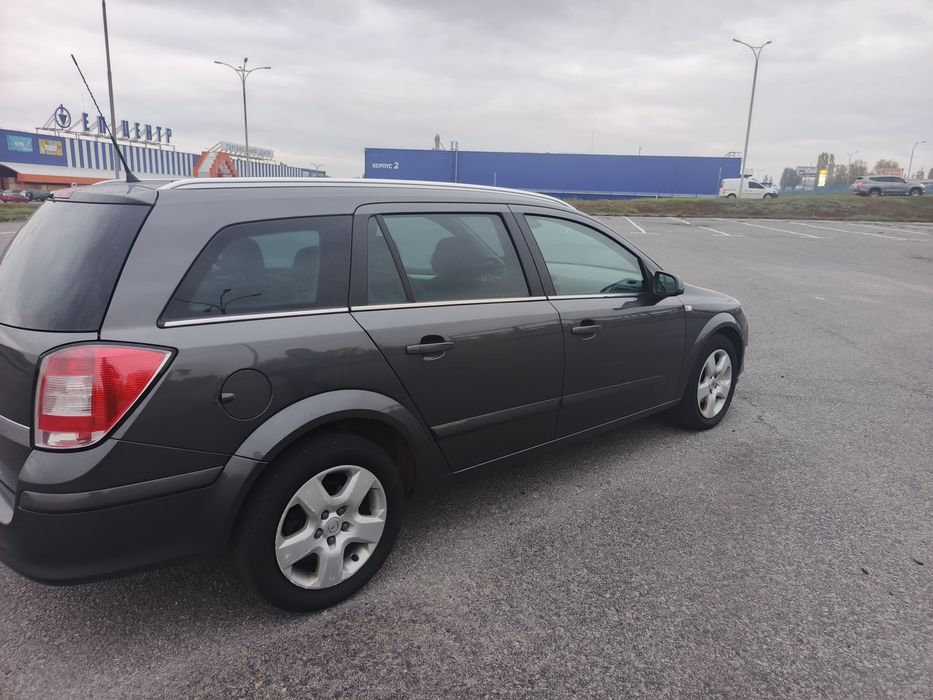 Продам гарний автомобіль