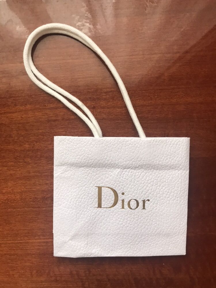 Паперова подарункова сумочка Dior