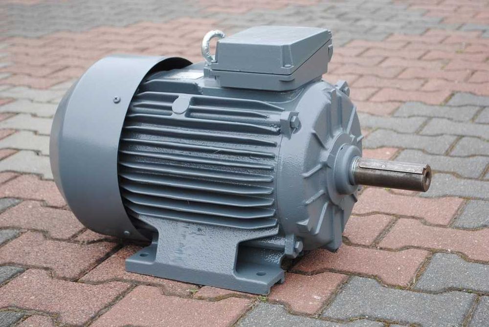 Silnik elektryczny 4kw 705obr./min.. Firmy INDUKTA