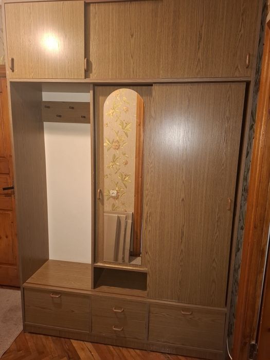 Шафа в прихожу (б/у)