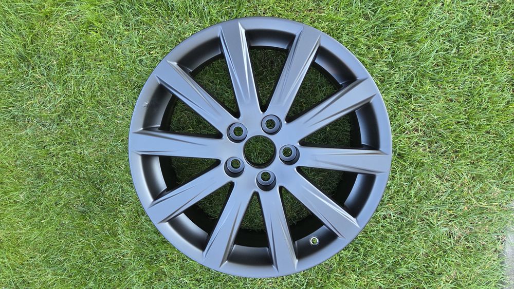 Felgi Toyota 18 x 7,5J ET45 5x112 czarna satyna
