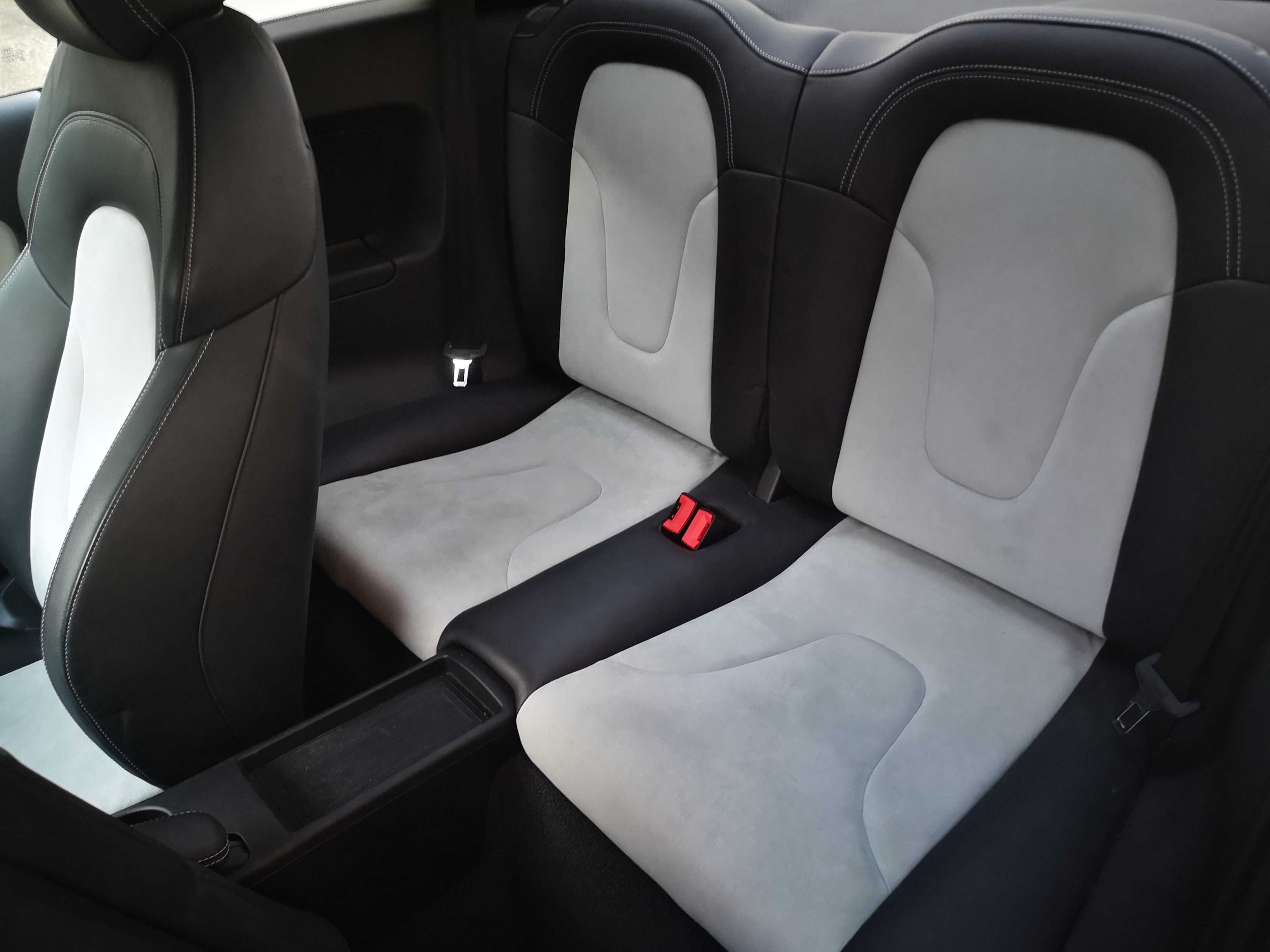 Audi TT 2.0Tdi Quattro de Novembro de 2013 Exclusive Edition