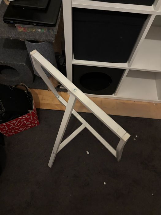 Noga do biurka biała