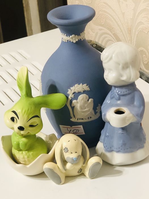 Фарфорові статуетки , вазочки (GOEBEL, Wedgwood, Англія