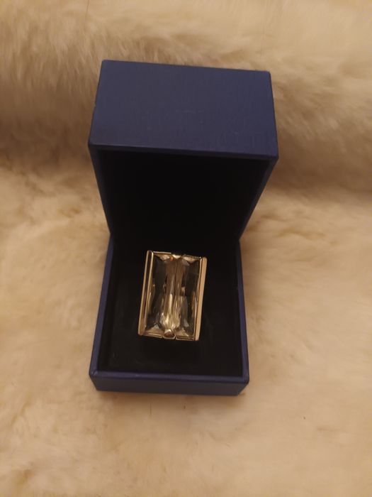 Anel swarovski prata e cristal