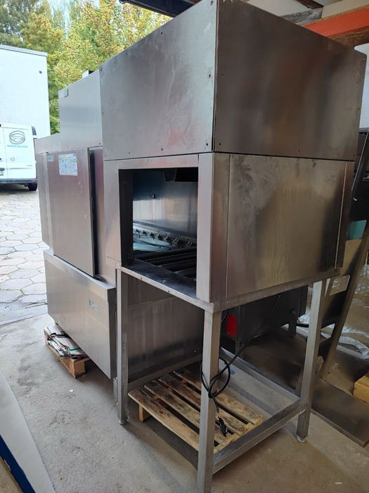 Zmywarka tunelowa winterhalter str