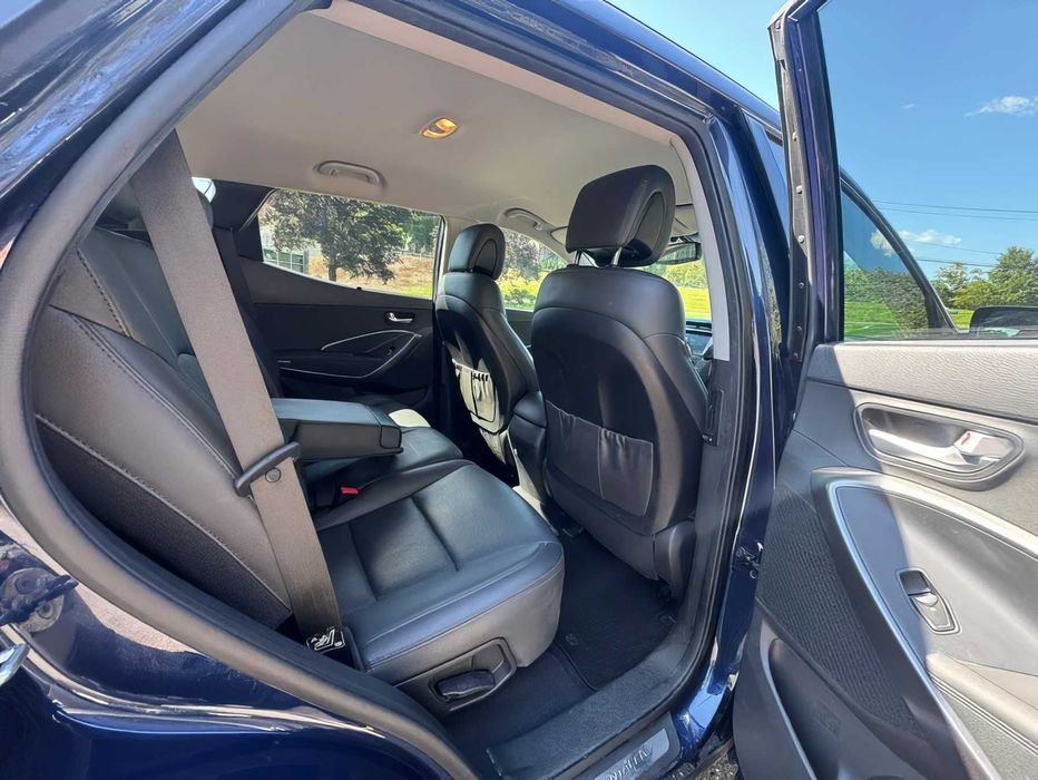 Hyundai Santa Fe      2018