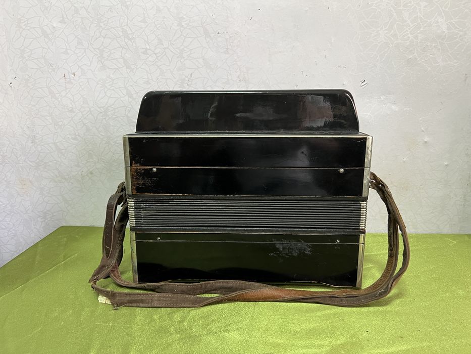 Тульский баян. Проверен и настроен мастером