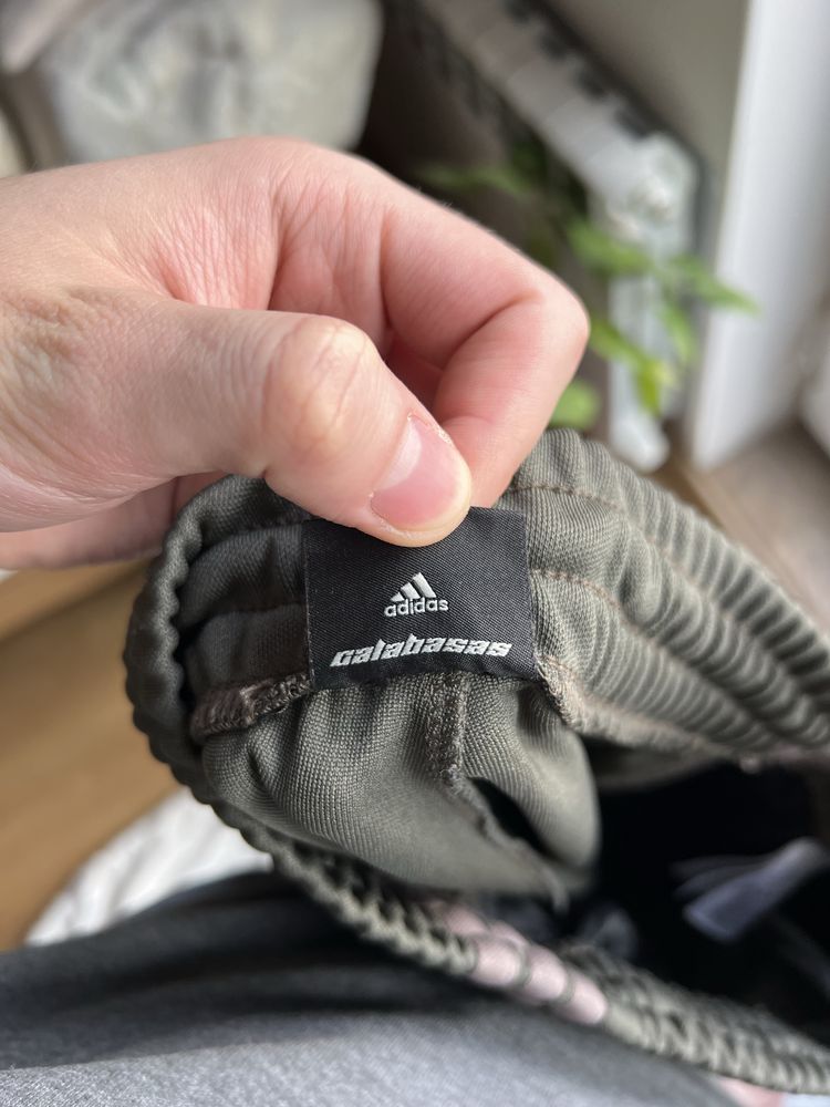 Adidas Yeezy Calabasas Track Pant Core spodnie dresowe kanye XS