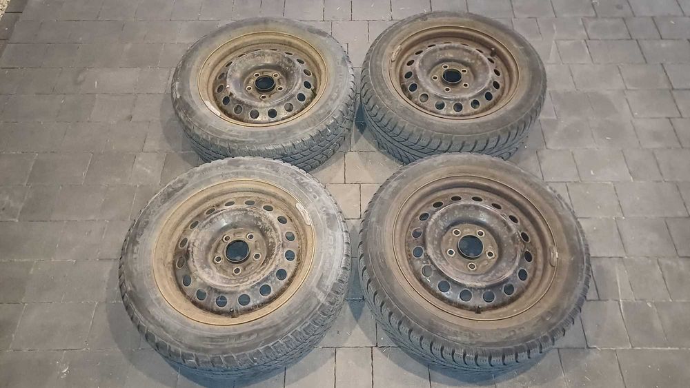 Felgi stalowe 16 cali 5x114.3 Mitsubishi Lancer + opony zimowe + śruby