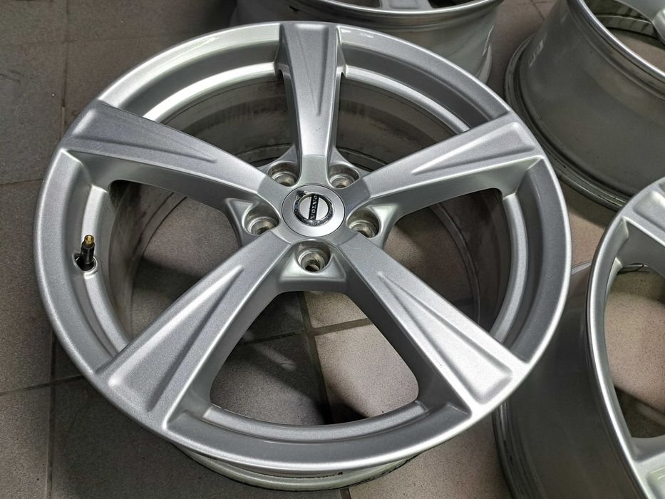 Felgi 5x108 18 volvo