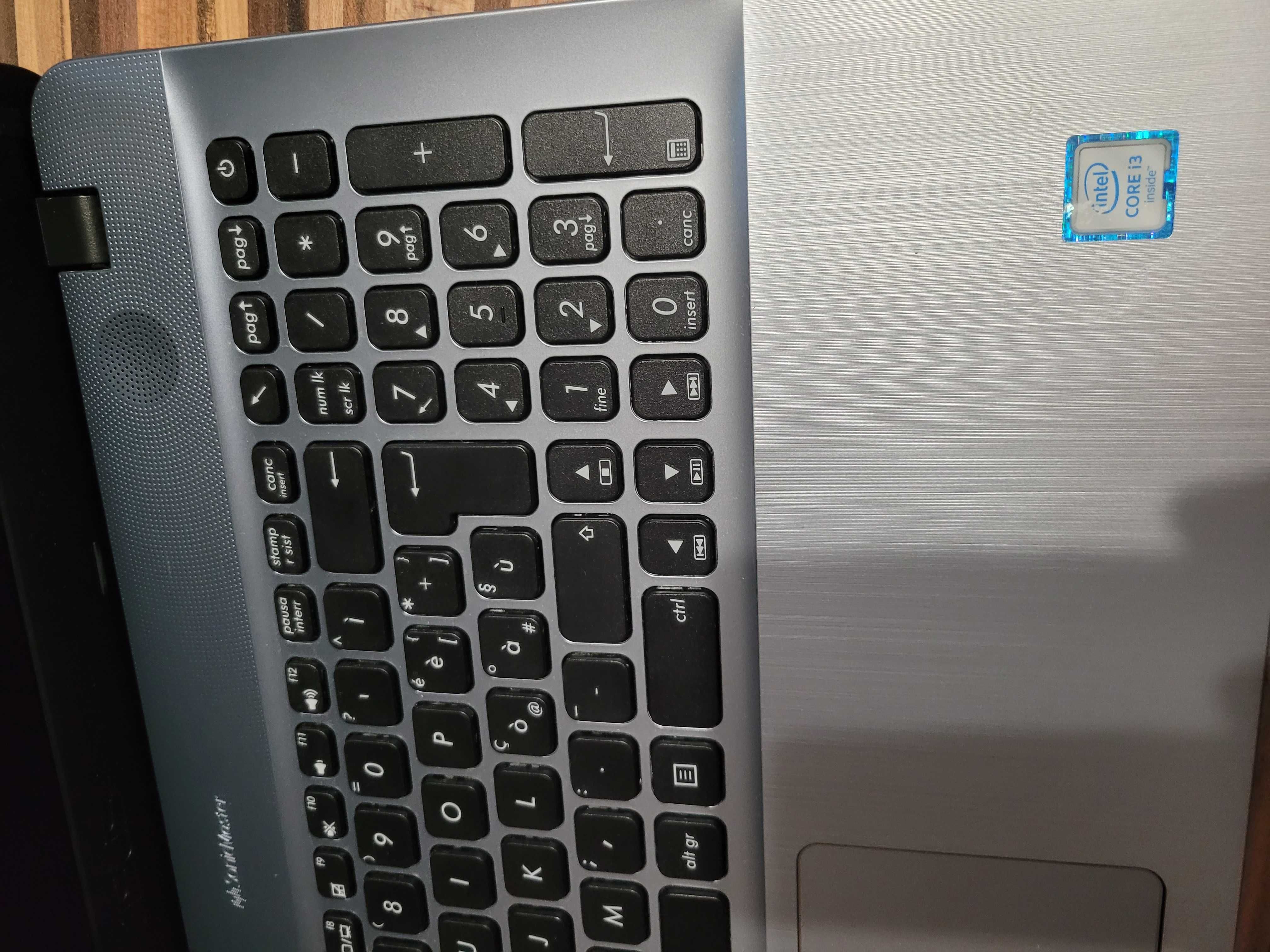 Ігровий ноутбук Asus F541 з відеокартою Nvidia GeForce 920М