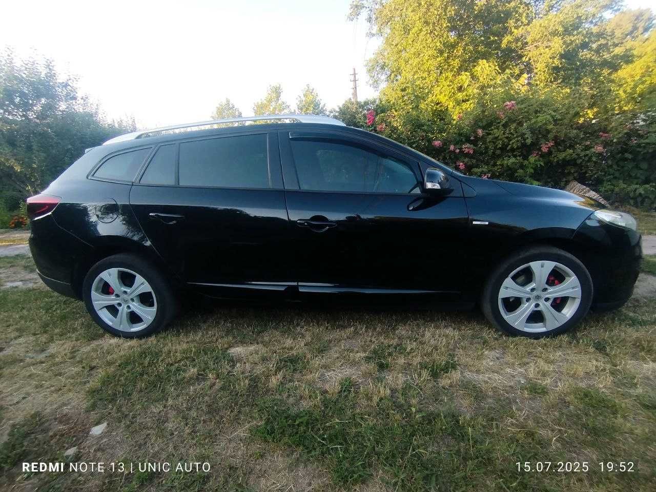 Рено Меган 3 універсал (Renault Megane 3 combi) Bose 1.6 dci