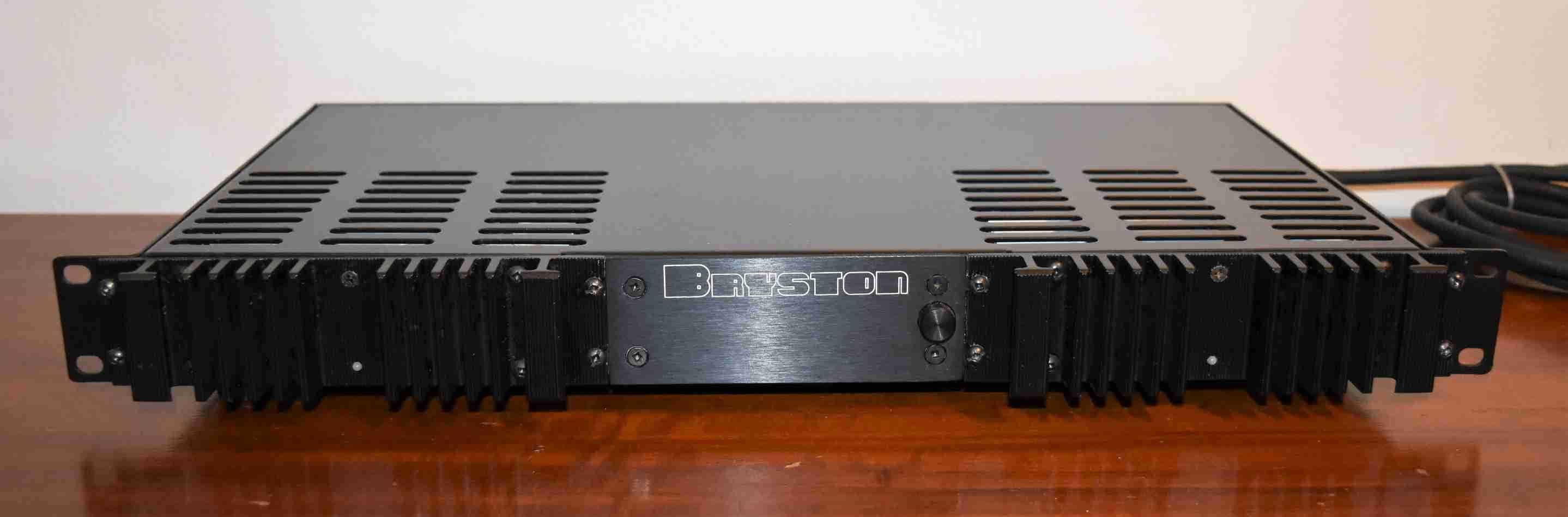 Amplificador Bryston