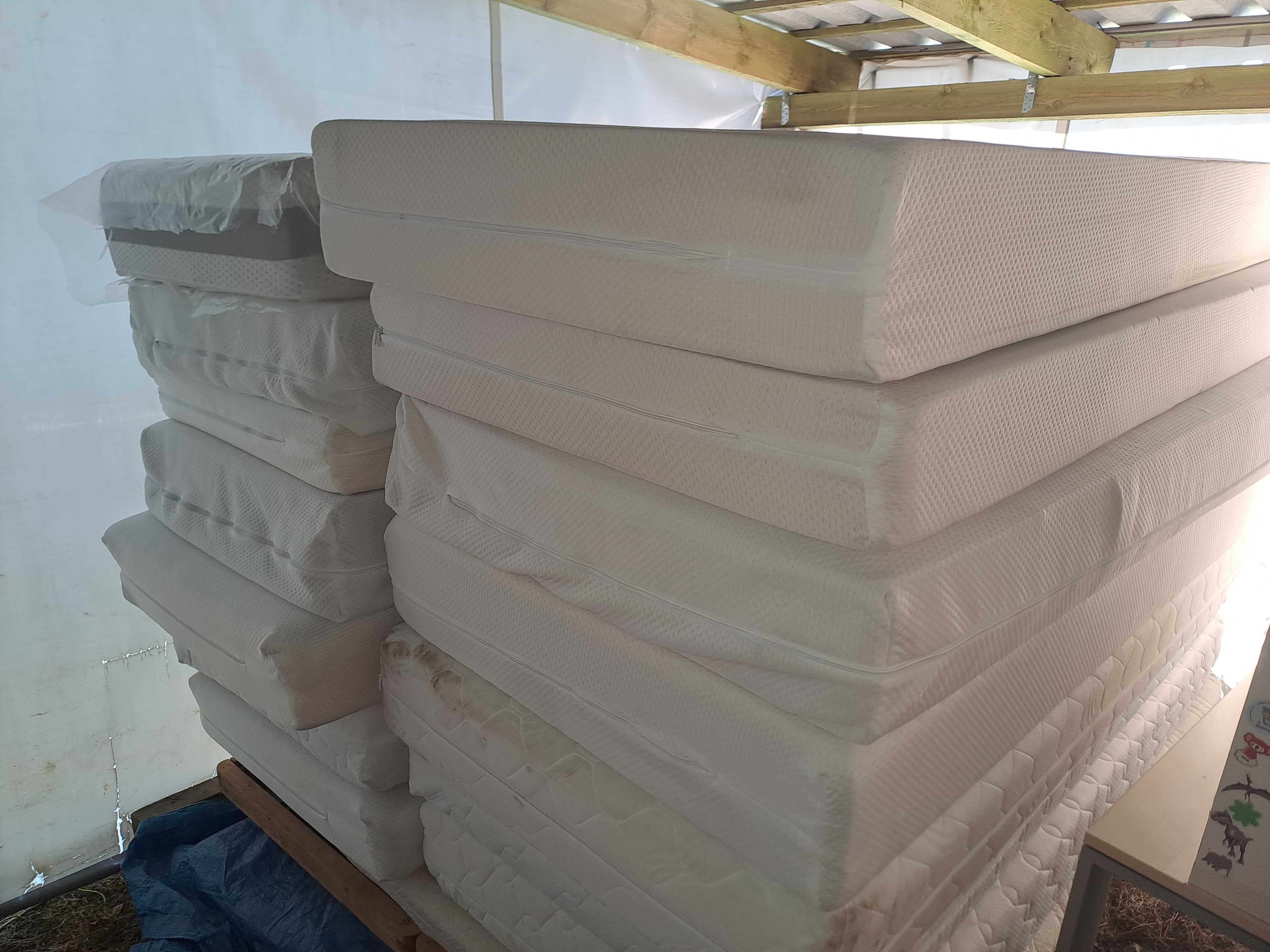 materac w nowej poszewce 90x200 - możliwy transport