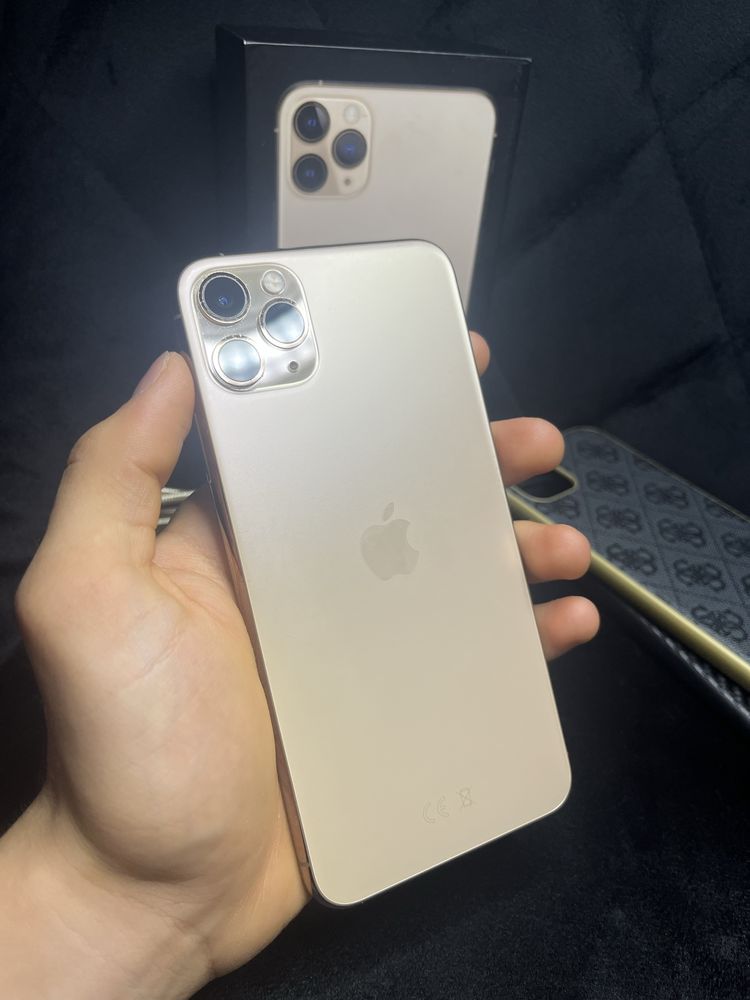 iPhone 11 Pro Max • stan bdb