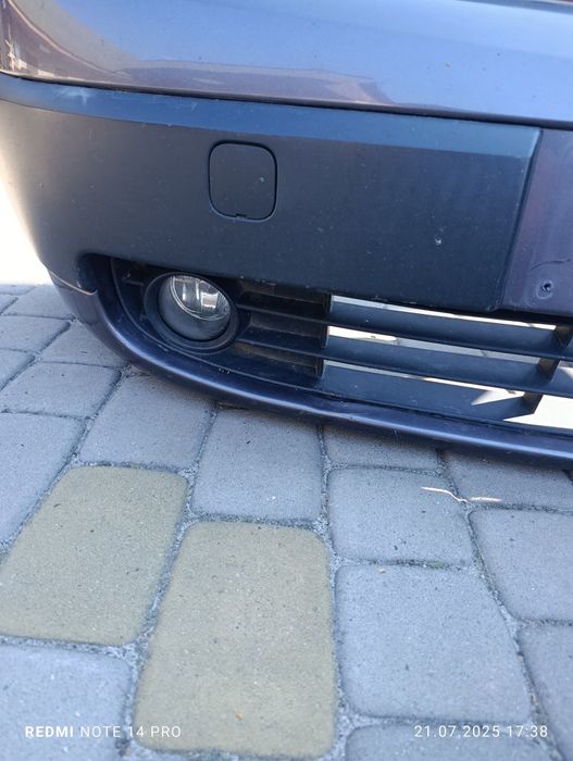 Передній бампер. Renault Scenic 2. (Дорест.)