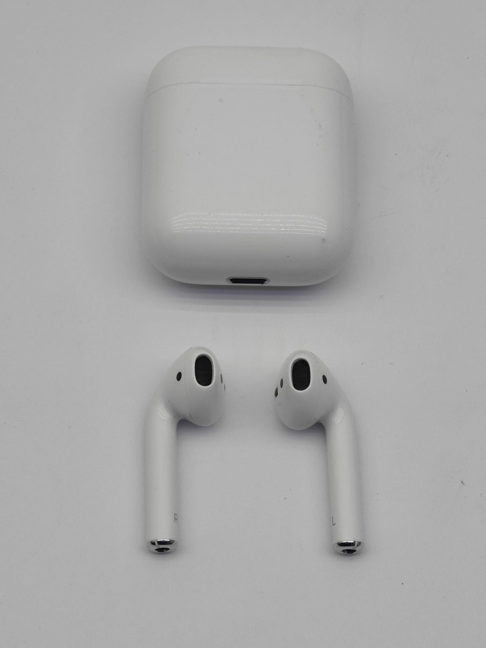 Słuchawki bezprzewodowe douszne Apple AirPods II