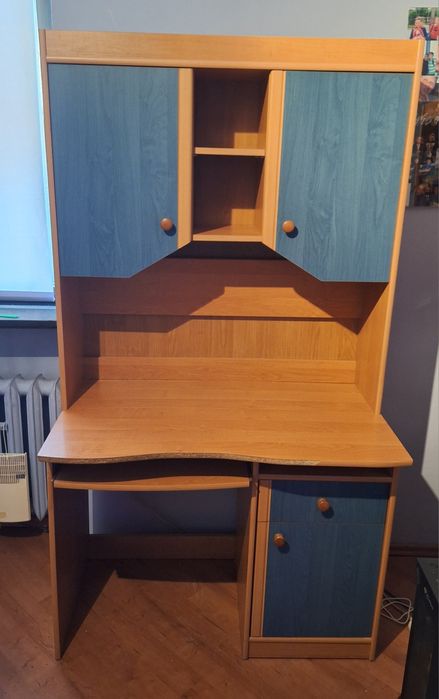 Biórko z nadstawką i szafkami