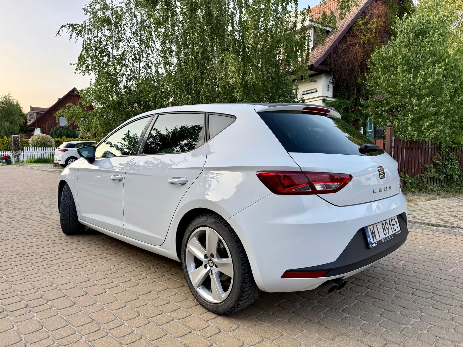 Seat Leon SEAT Leon III FR Black 1.4 TSI (125 KM) – 1 właścicielka, bezwypadkowy