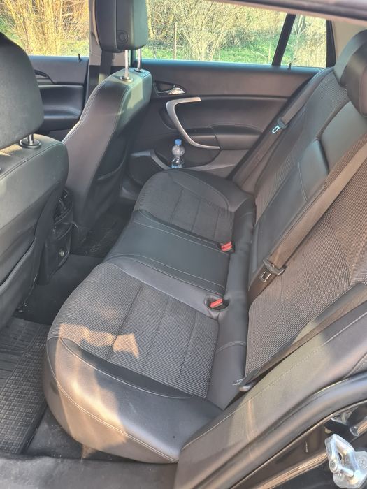 Opel Insignia 2.0 diesel 160KM automat 2012rok