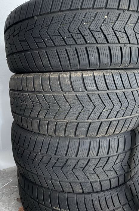 Nowe Opony Trackmax 245/45/20 Zimowe