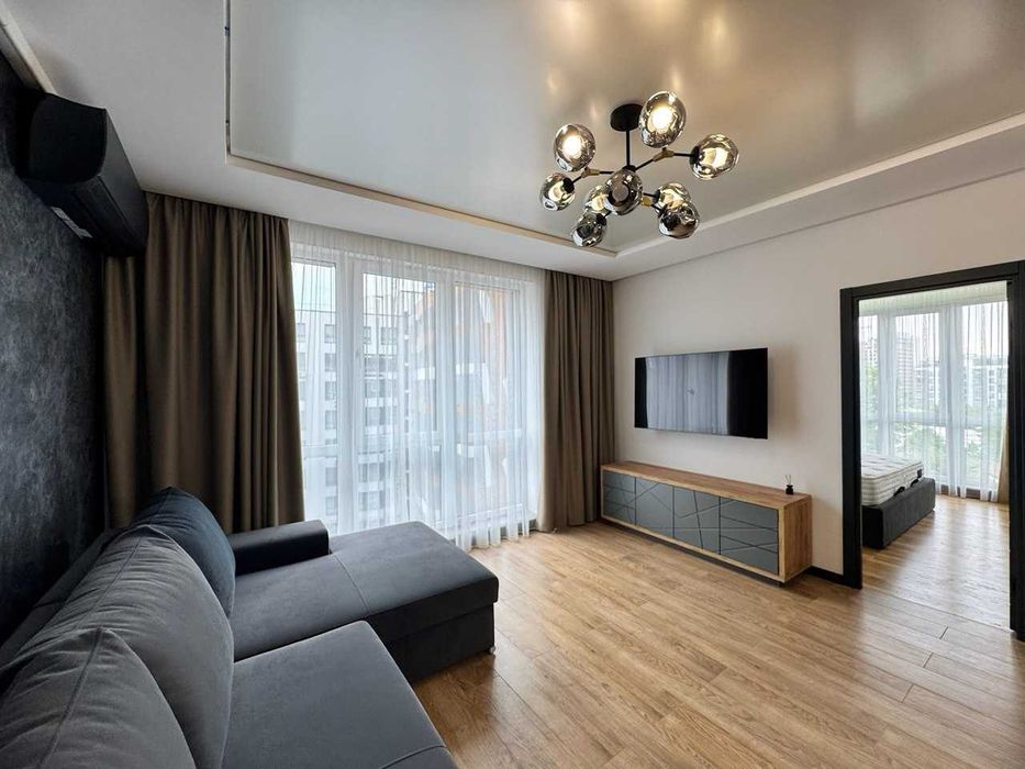 Оренда 2к квартири,76м², Липинського, перша здача, 950$