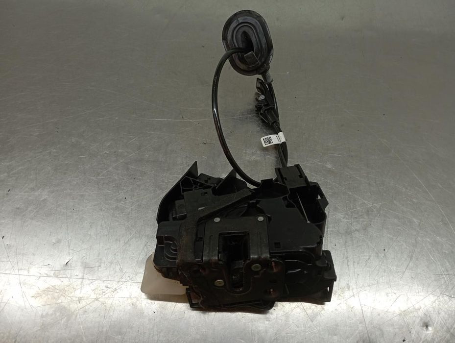 Fechadura / fecho porta frente esquerdo RENAULT Megane IV (B9A/M_)