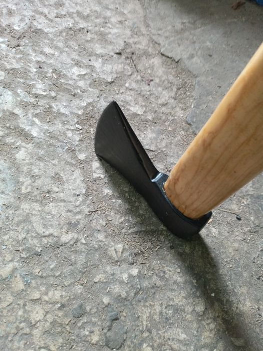 Топорик. Небольшой. Б/у.