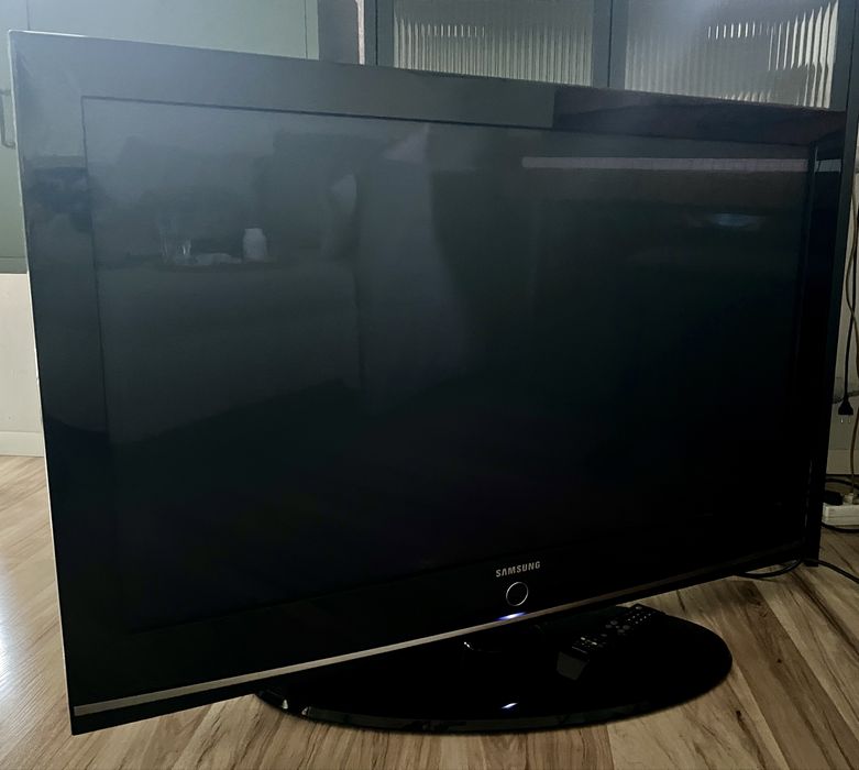 Telewizor plazmowy Samsung 42c plus tv stick