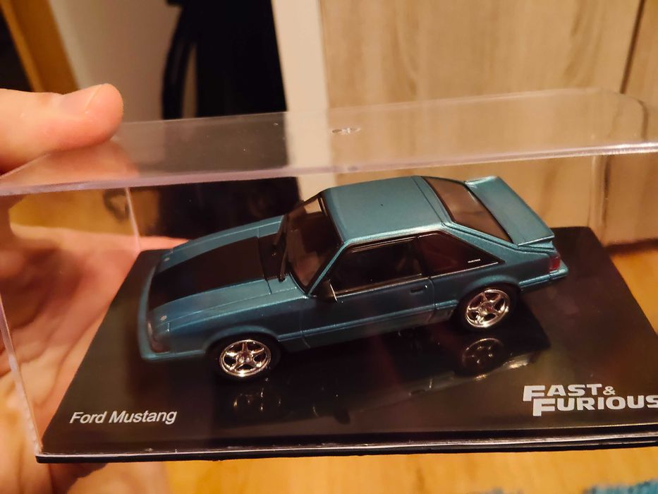 Sprzedam autko z kolekcji Fast and Furious 1:43