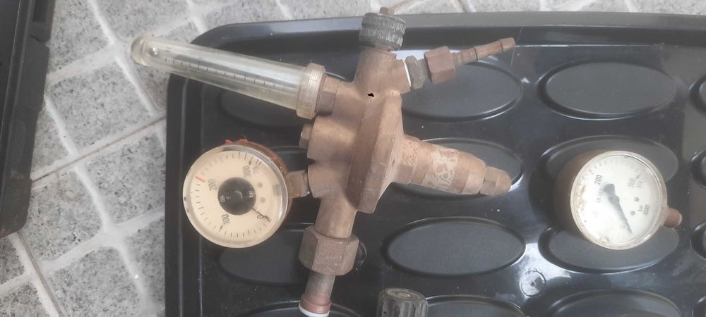 Manómetros de argon e oxigénio