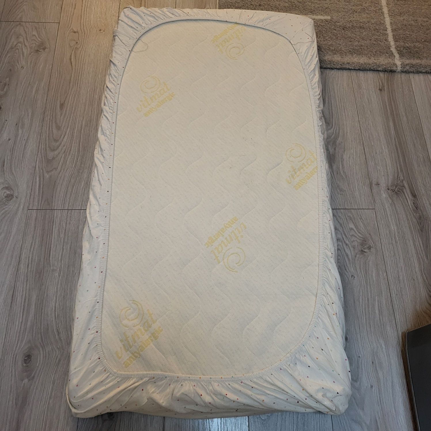 Materac lateksowy Vitmat antyalergic z pościelą dodatkowo120x60