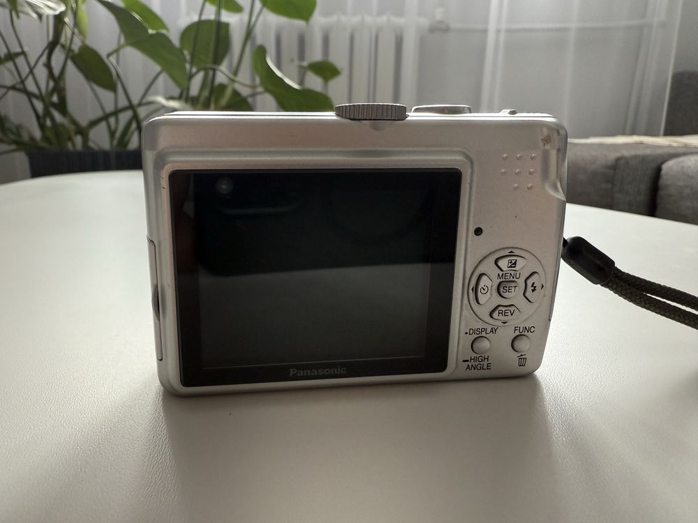 Panasonic Lumix  dmc lz7 retro