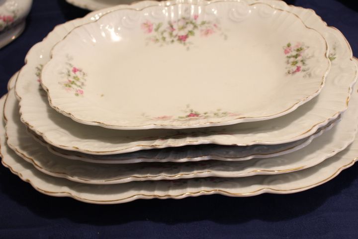 Serviço de Jantar Porcelana Vista Alegre Floral 1881 completo 80 peças