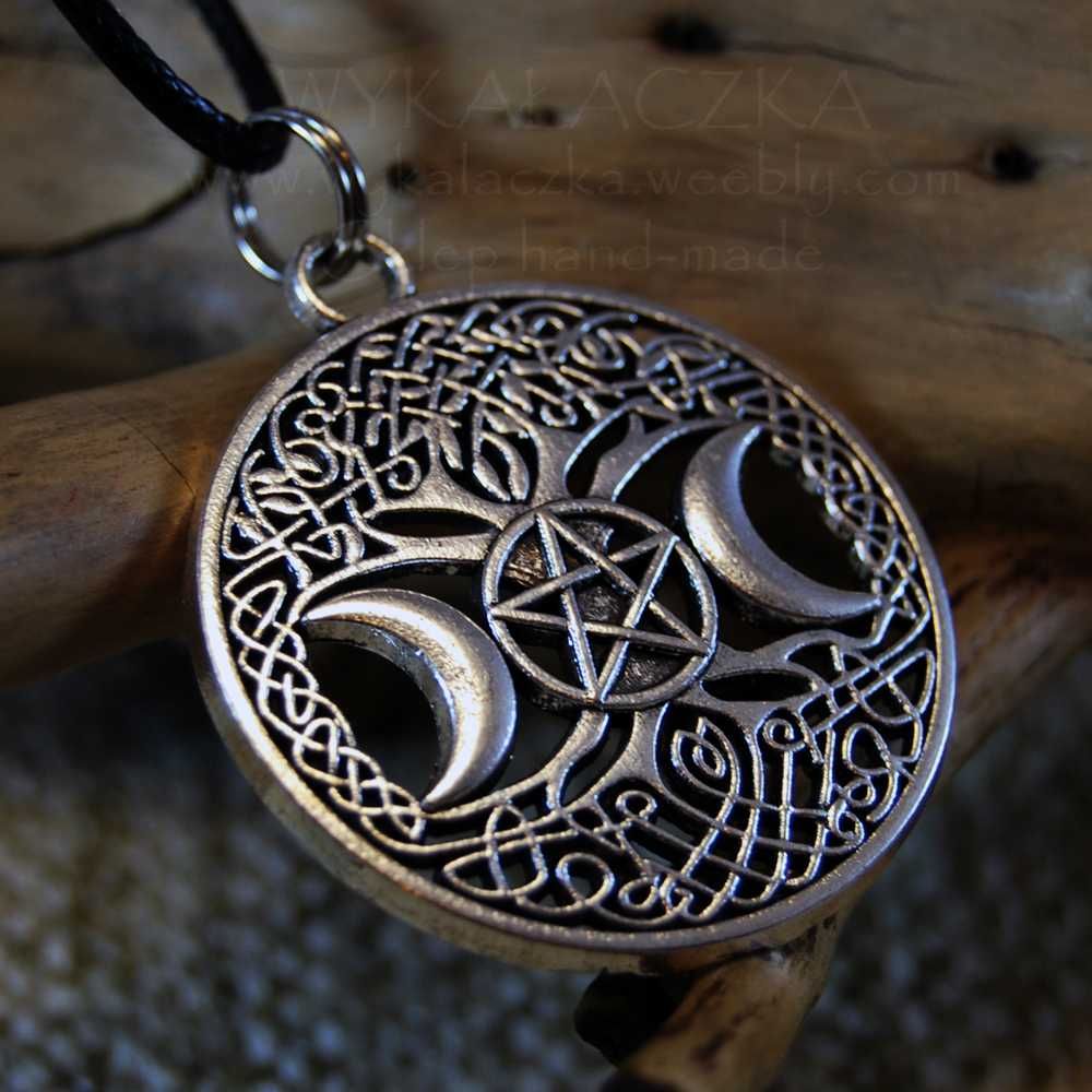 Wiccański medalion z drzewem kolor srebrny pentakl Wicca