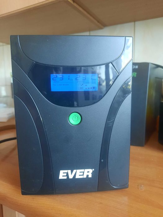 UPS Ever EasyLine 1200 USB sprawny.