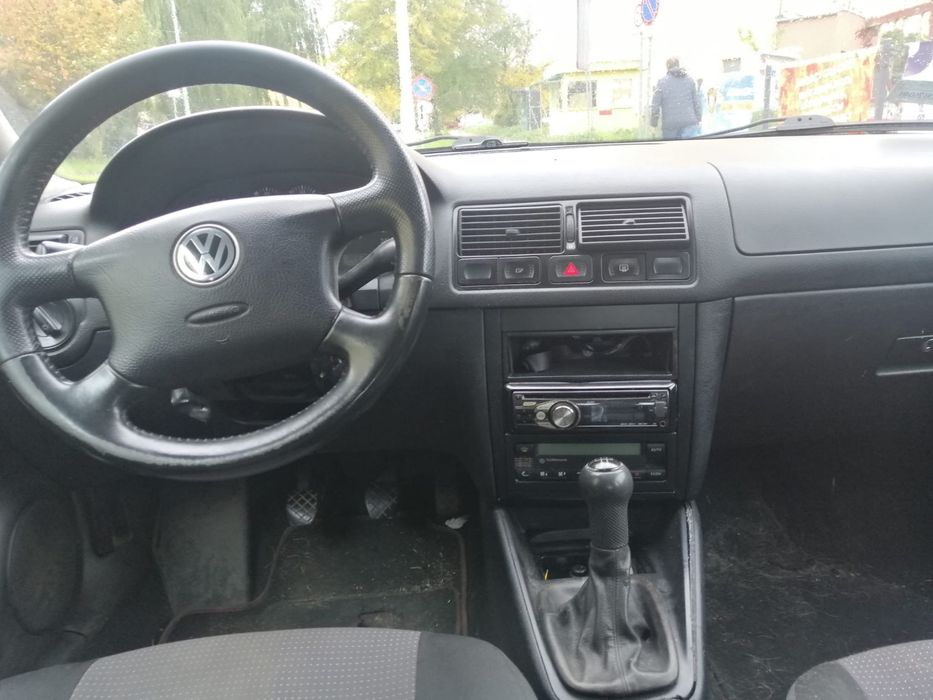 VW Golf IV 1.9 TDi swietny na miasto i wies