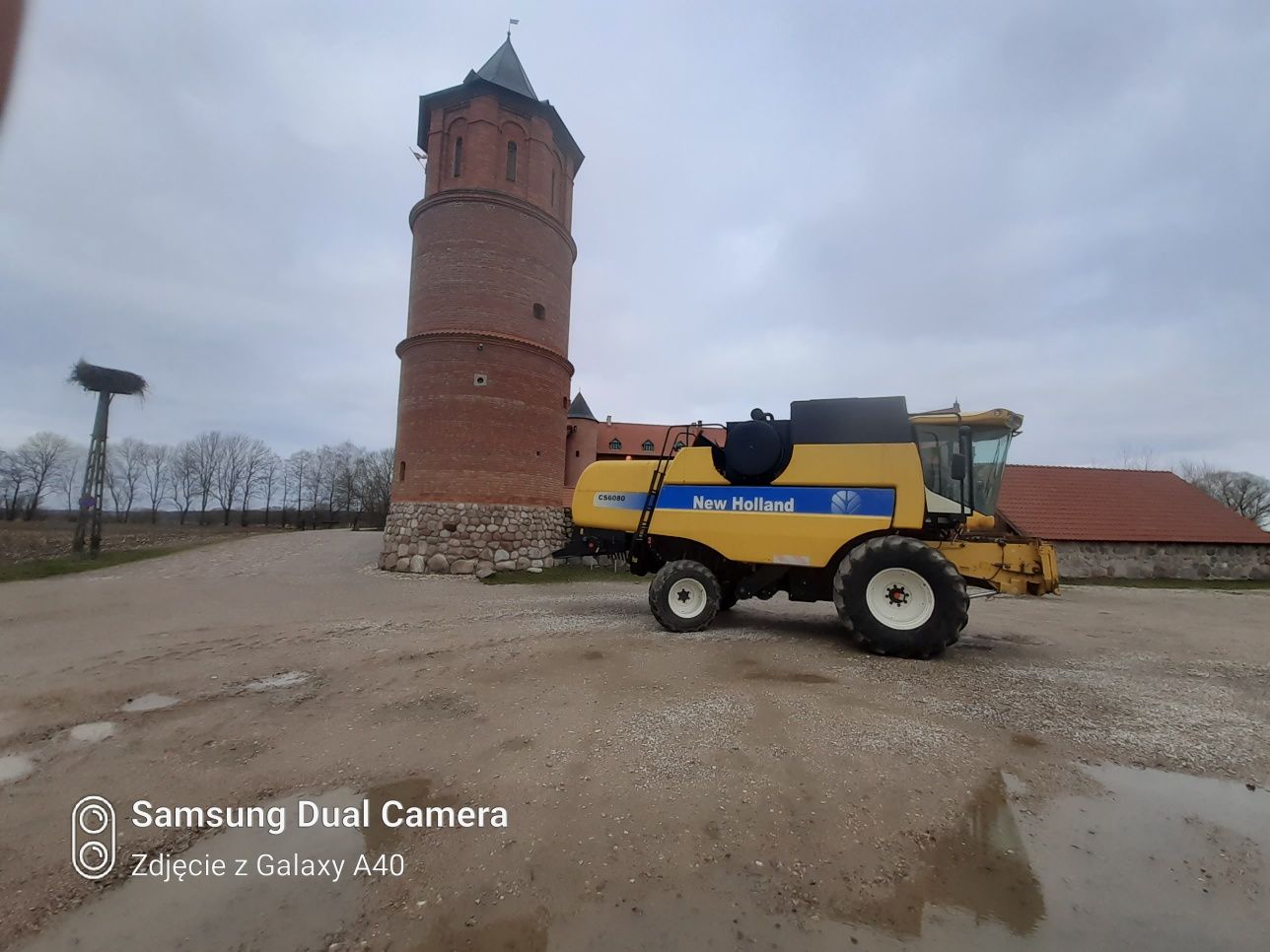 Kombajn zbozowy New Holland Cs6080