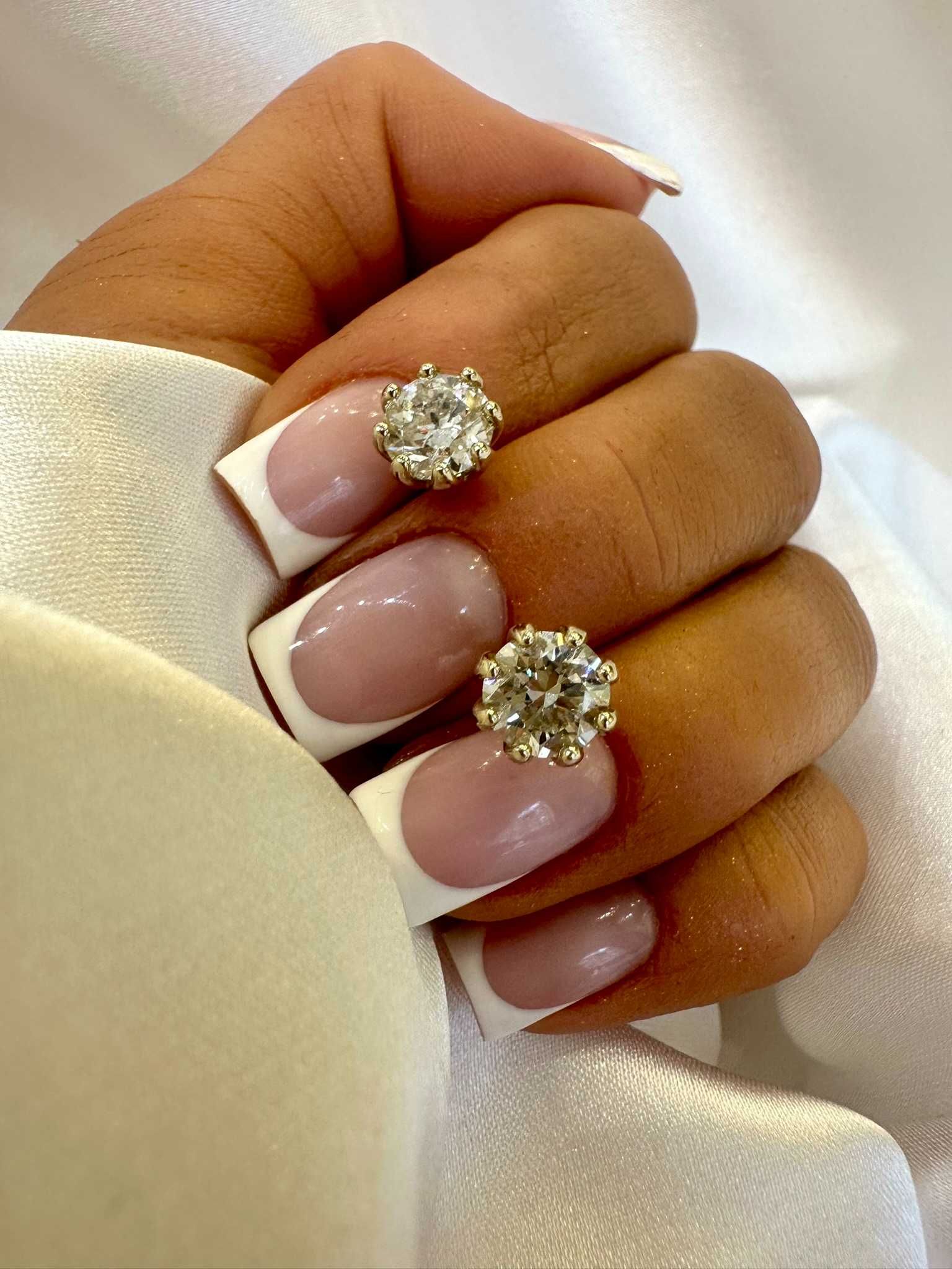 Kolczyki z diamentami 2.00 CT VVS1/H Certyfikat IGI