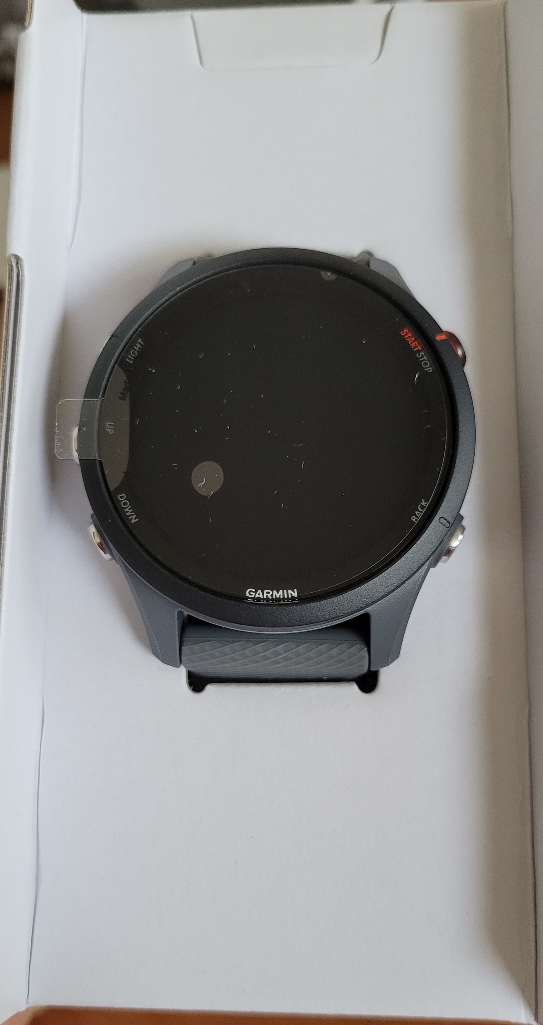 Garmin Forerunner 255