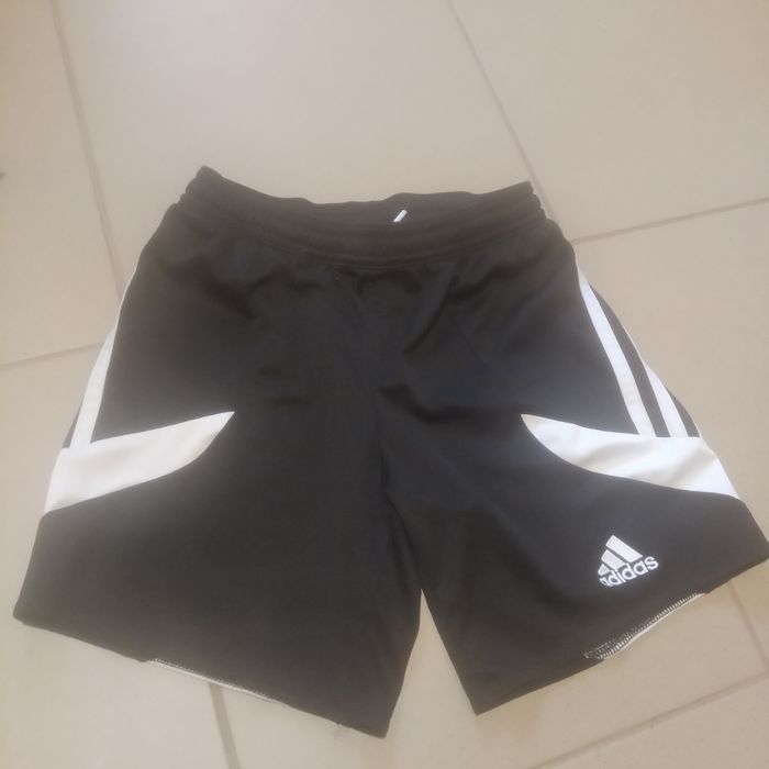 Spodenki Adidas na 128 cm