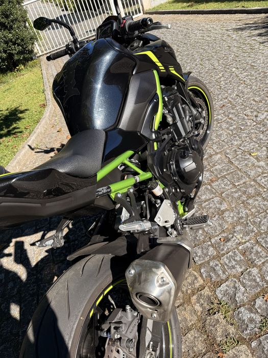 Kawasaki z900, 2022