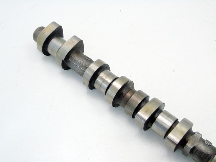 Wałek rozrządu głowicy 1.6 16V 307 C4 C2 207 Xsara 308 Partner