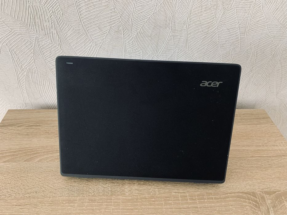 Продам ноутбук Acer TravelMate B311-31. 4ГБ. Windows10