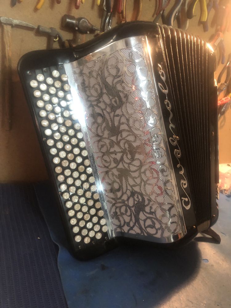 Acordeon Cavagnolo Semi-Profissional