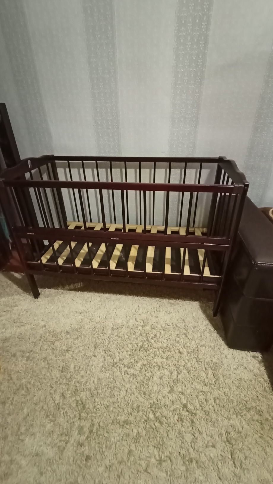 Дитяче ліжечко  1000 грн., бамбуковий матрасик 350 грн новий