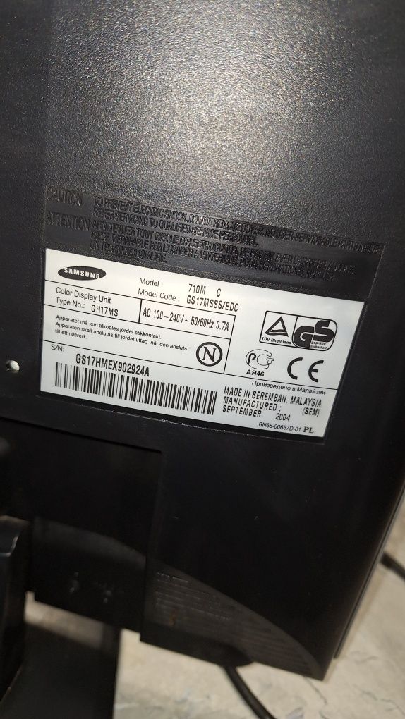 Monitor Samsung z głośnikami