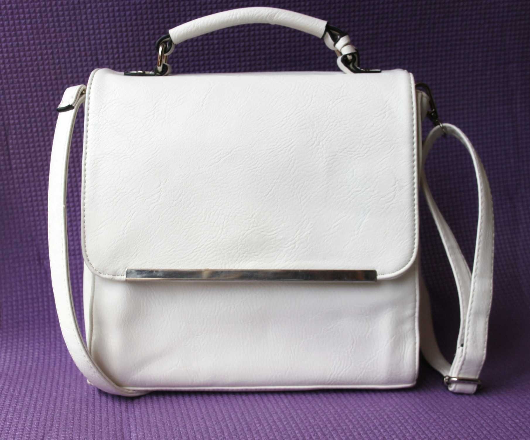 Белая  женская сумка 26 см-25см-11см